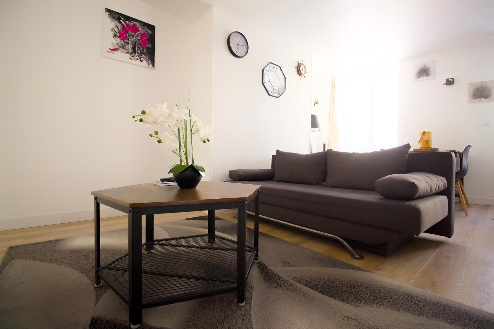 Triplex Lumineux A Cherbourg, Hyper Centre, 2 Pas Du Port & Vie Nocturne, Intendance Luxury Host Exterior foto