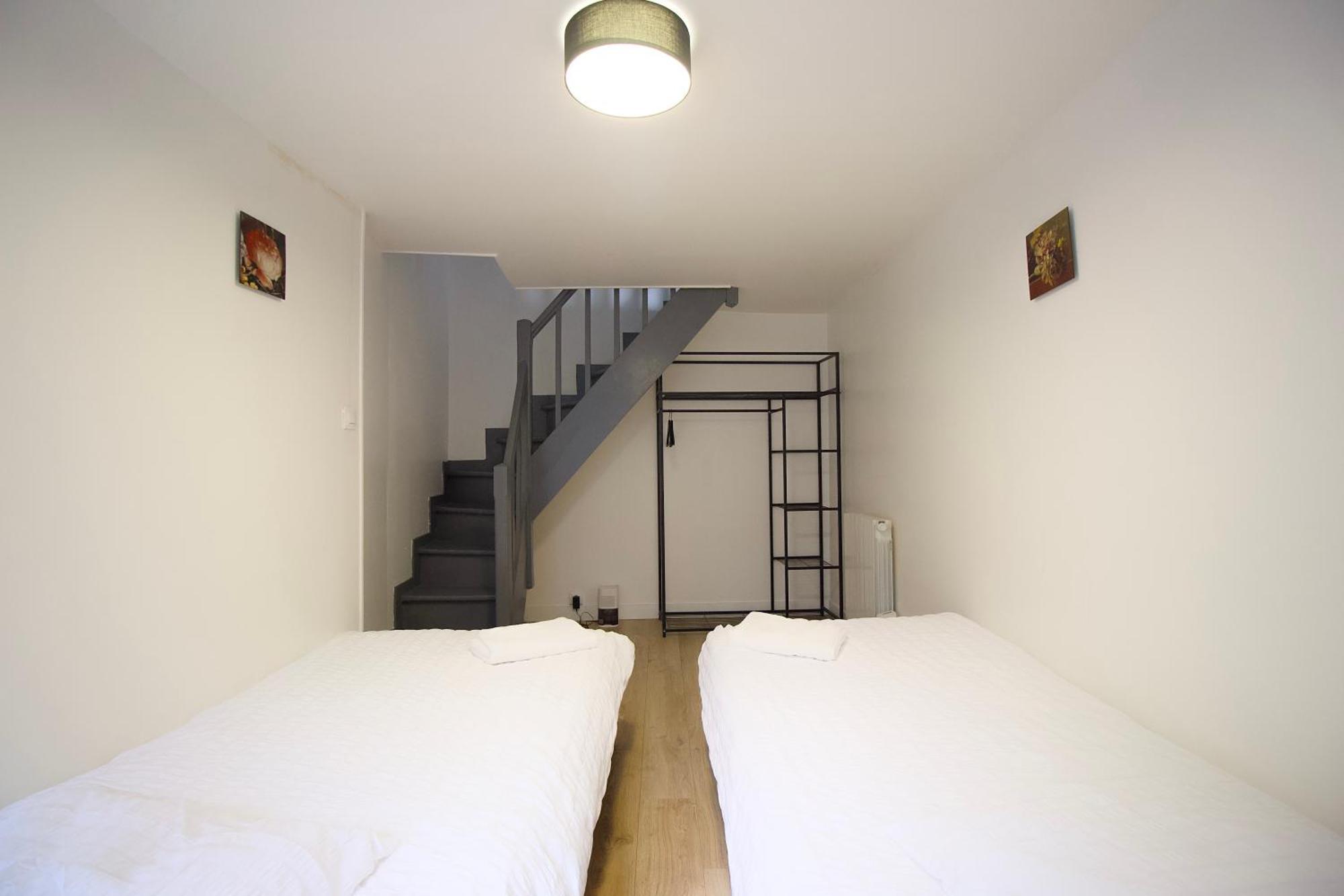 Triplex Lumineux A Cherbourg, Hyper Centre, 2 Pas Du Port & Vie Nocturne, Intendance Luxury Host Exterior foto